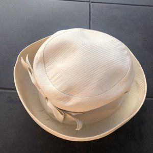 Vintage Gene Doris New York hat beige - likely 1940's era